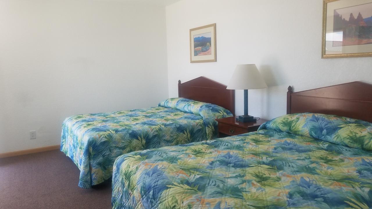 Howard'S Motel Glendo Buitenkant foto